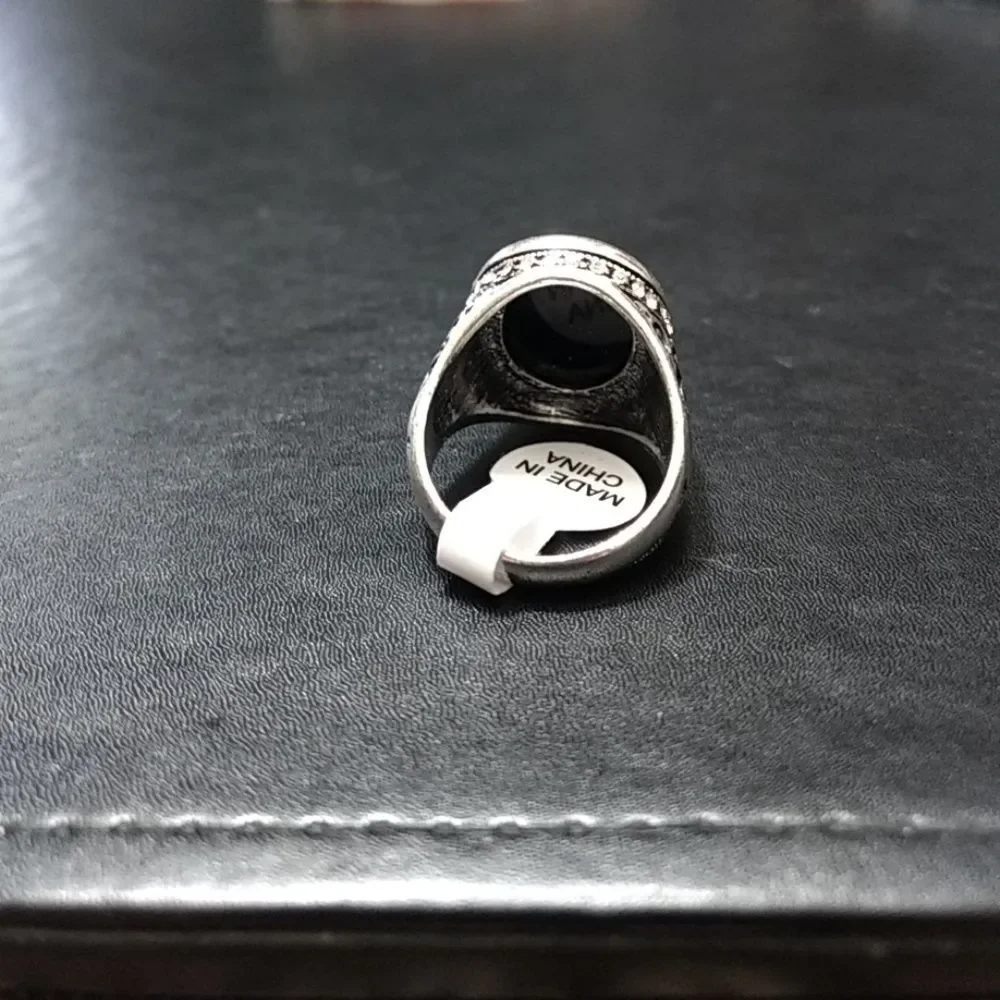 Unbranded pretty silver